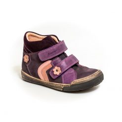 lányka bakancs virágos díszítéssel