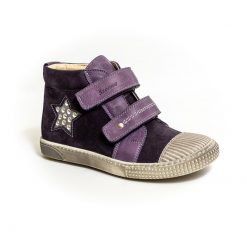 lányka bakancs orrvédős