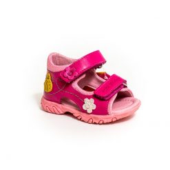 virágokkal díszítve